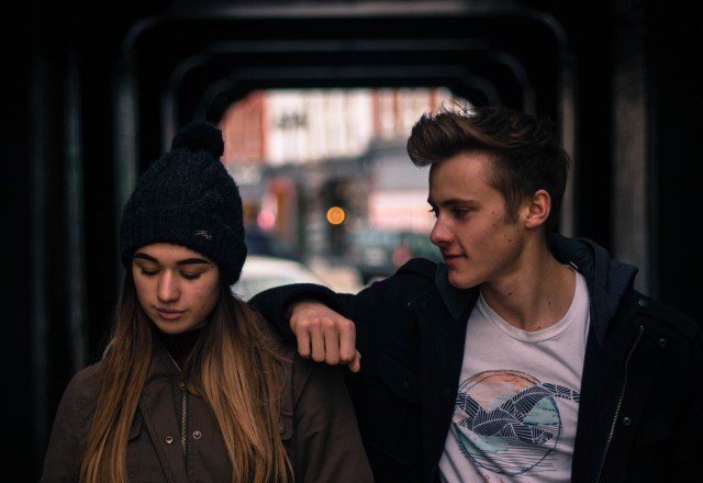 b2ap3_medium_young-couple-in-city-at-night-246367